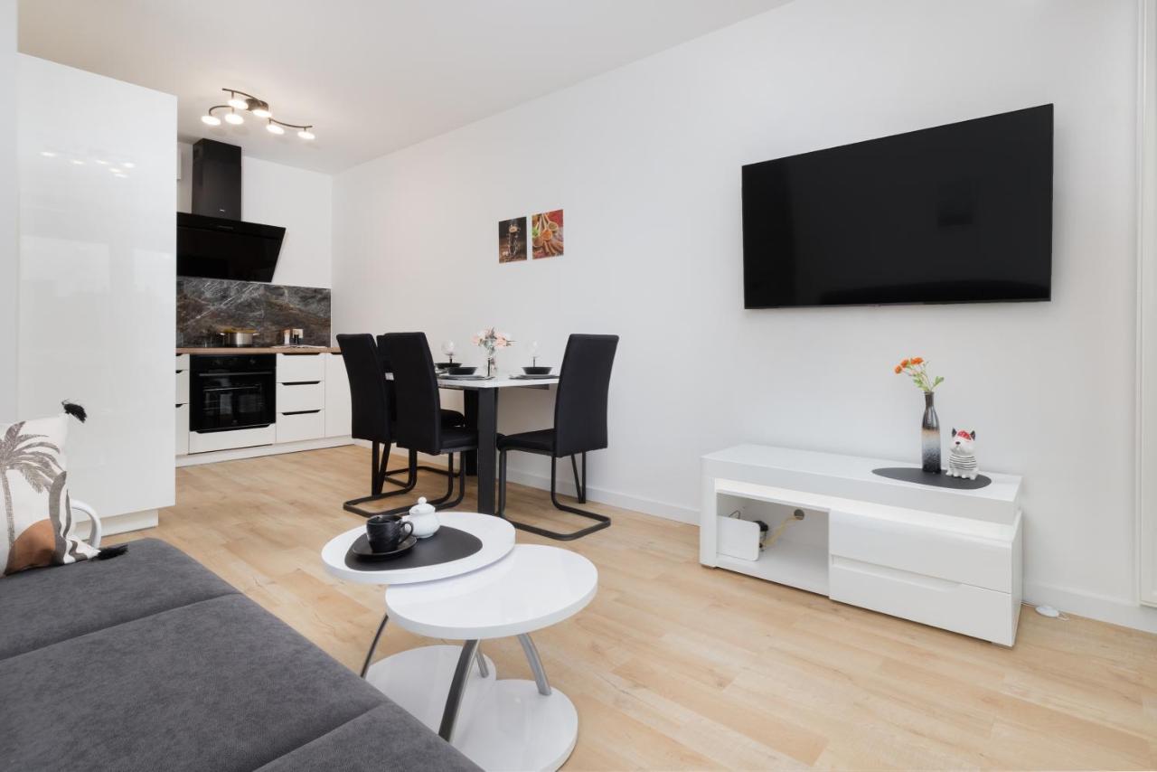Plac Unii Apartment Gdynia By Noclegi Renters Exteriér fotografie